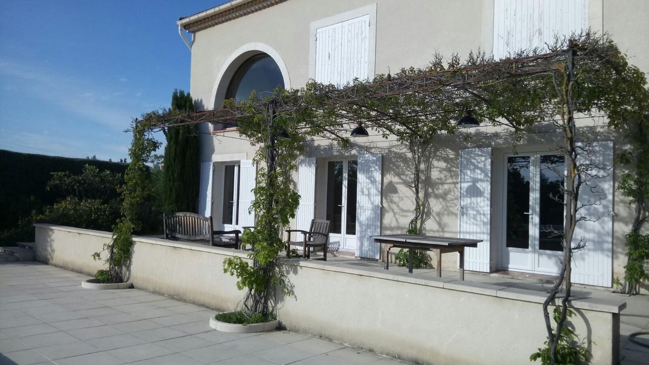 Le Clos Des Vergers LʼIsle-sur-la-Sorgue Esterno foto