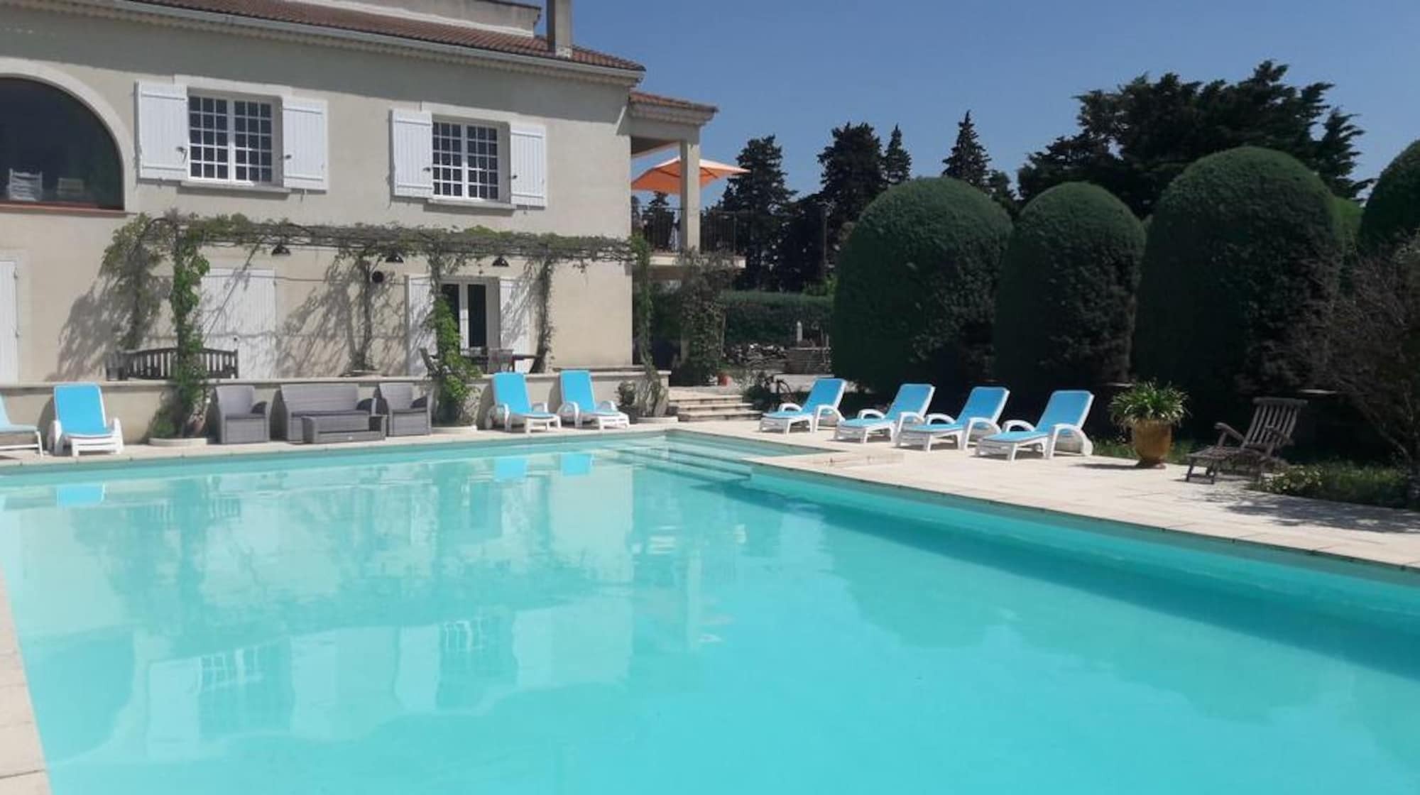 Le Clos Des Vergers LʼIsle-sur-la-Sorgue Esterno foto