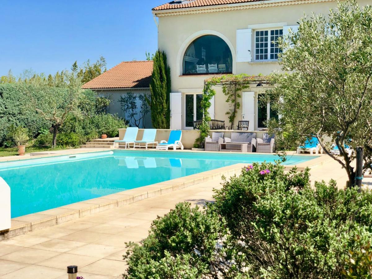 Le Clos Des Vergers LʼIsle-sur-la-Sorgue Esterno foto